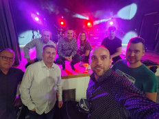 fenomen band, godina 2024., slika 1 
